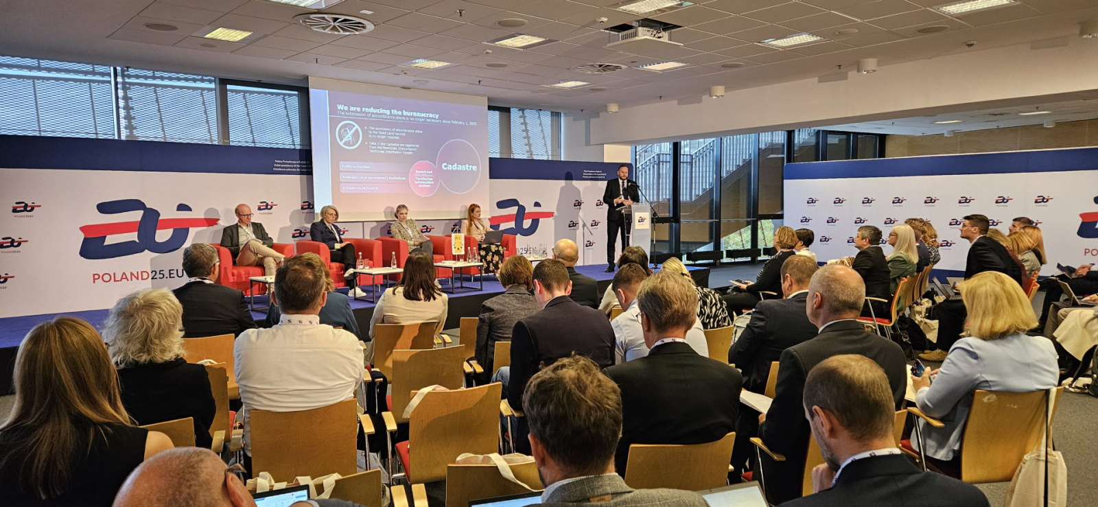 Dalība ES Pastāvīgās komitejas kadastra konferencē un EuroGeographics plenārsēdē Varšavā