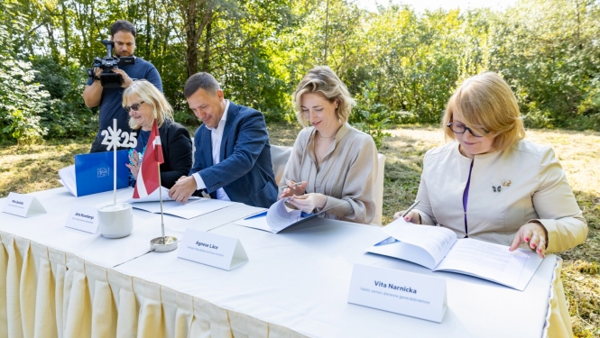 Apņemas izveidot Latvijas Nacionālā arhīva Vidzemes reģiona centru Cēsīs