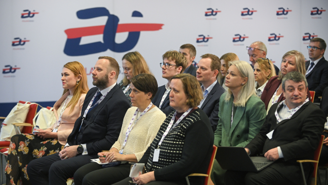 Dalība ES Pastāvīgās komitejas kadastra konferencē un EuroGeographics plenārsēdē Varšavā