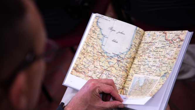 Izdota grāmata “Latvijas militārās kartogrāfijas 100 gadi”