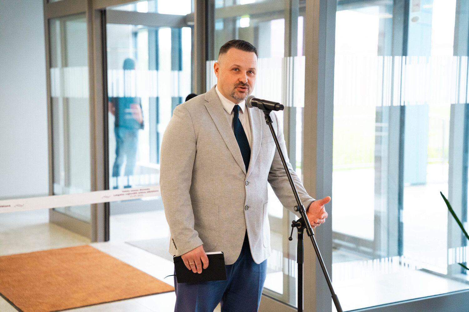 Atklāj Valsts zemes dienesta reģionālo arhīva glabātavu Jēkabpilī