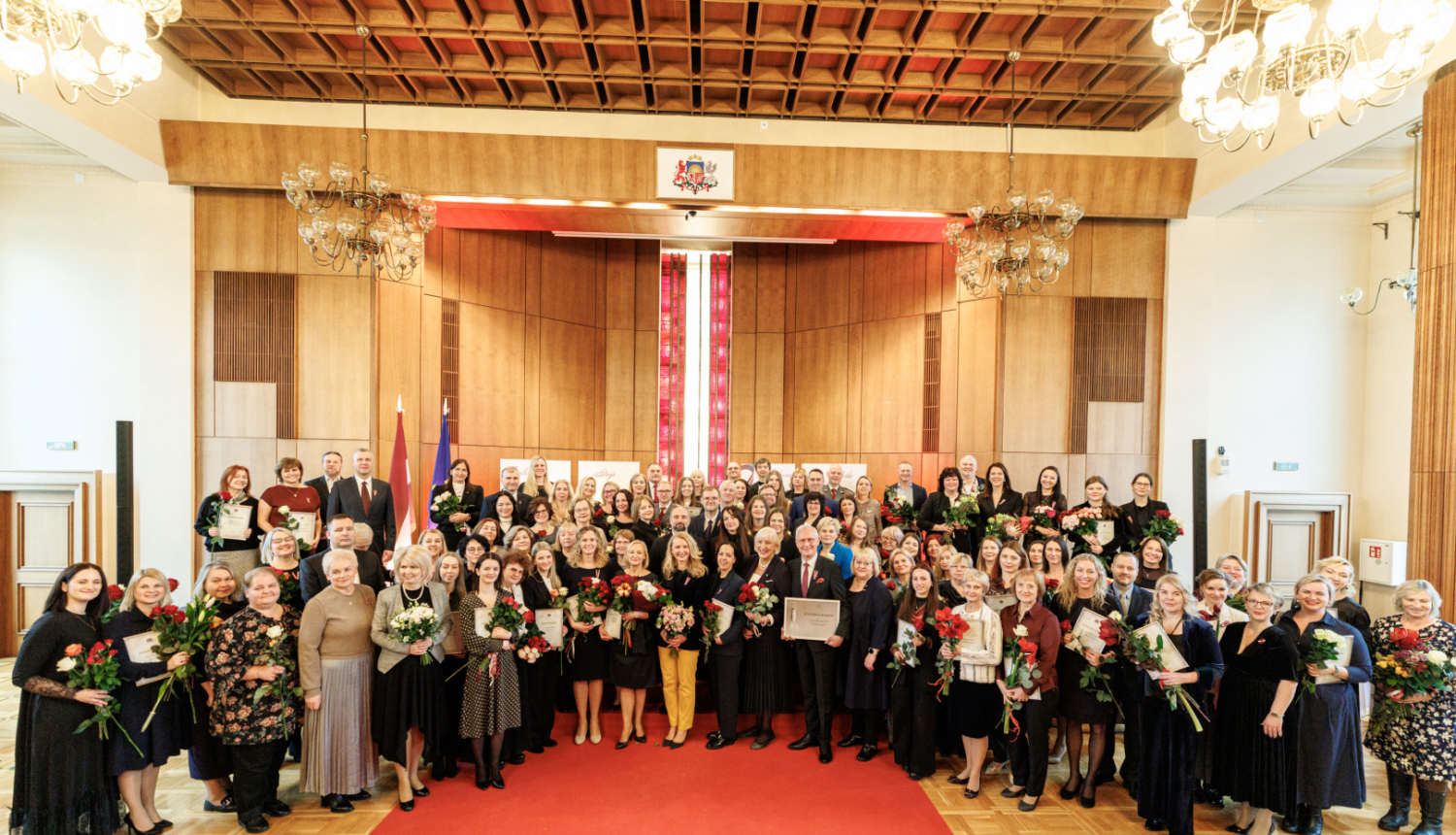 Valsts zemes dienesta pieci darbinieki apbalvoti ar Tieslietu ministrijas apbalvojumiem